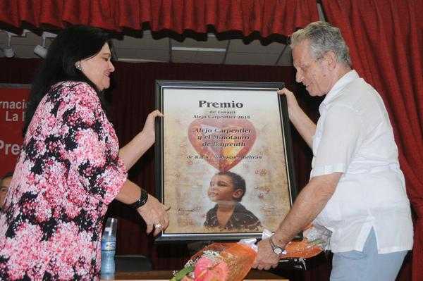 Entrega de premios en la Feria del Libro.
