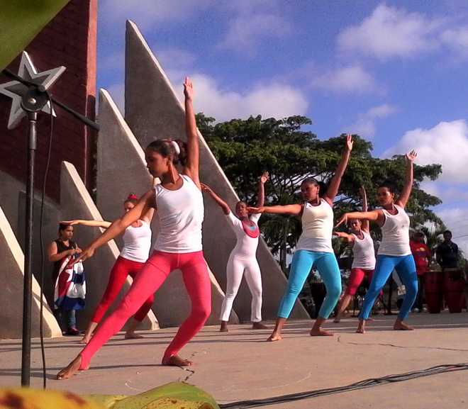 Instructoras de danza.