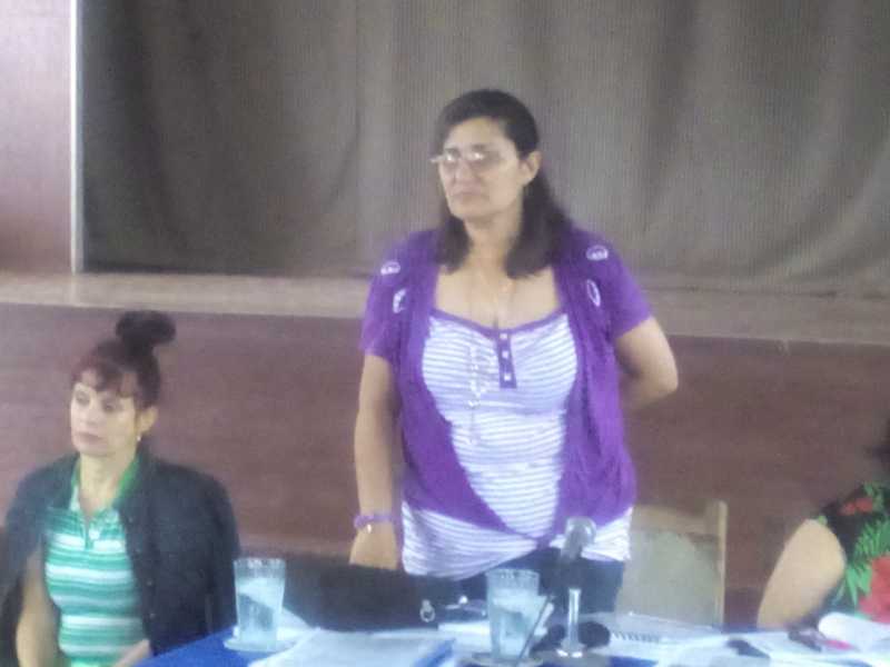 A la izquierda Yuneisis Ramos Vázquez Primera Secretaria del Partido en Sierra de Cubitas/Foto: Pedro Alexander Cruz Moiset