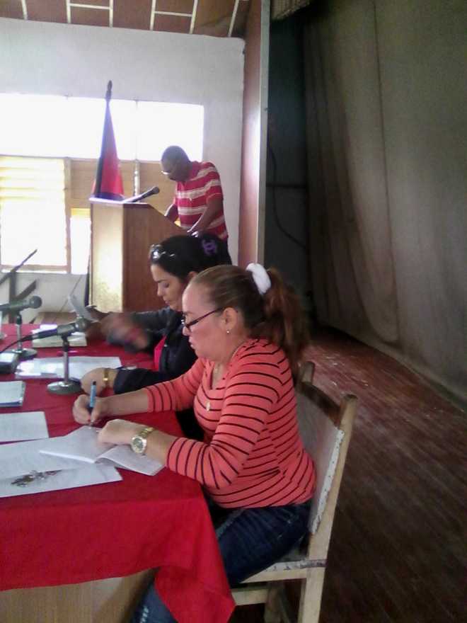 Presentación de Informe Comisión de Trabajo/Foto: Autora