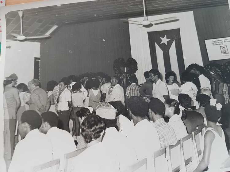 Homenaje de los cubiteños a sus héroes hace 30 años.