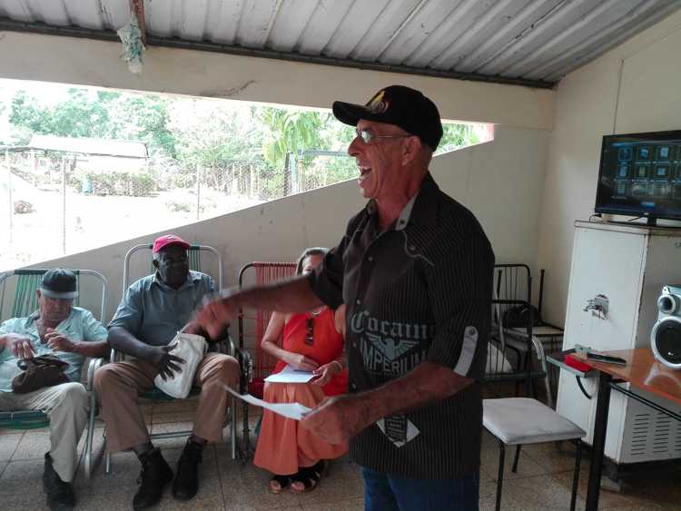 Aficionado Taller Literario Voces familiares.