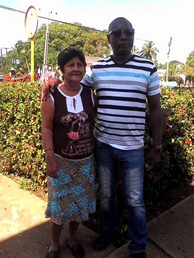 Aleida Bencomo y Reinaldo Martínez fundadora y director de Casa de Cultura respectivamente