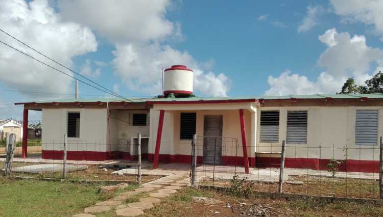 Consultorio remodelado en Piloto.