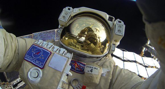 Cosmonauta en el espacio./Foto: Cubadebate