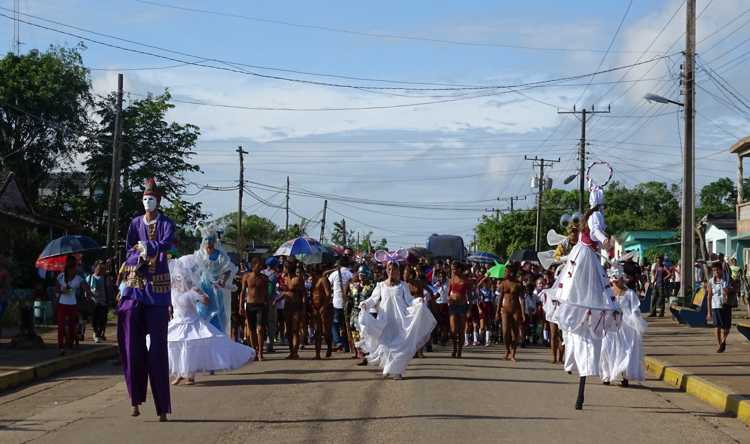 Desfile inaugural.