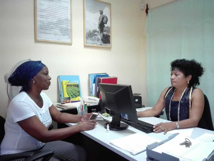 En Sierra de Cubitas se trabaja en el servicio nauta hogar./Foto: Autora