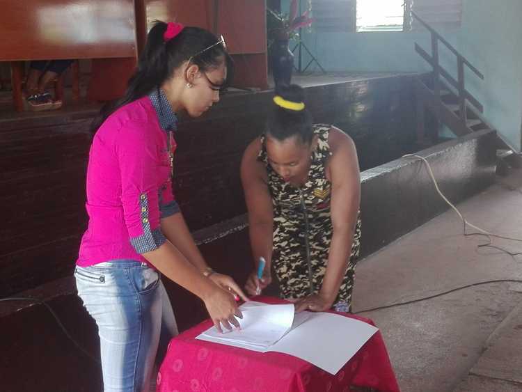 Firma de Código de ética  Directora de TSS Marisdalia Gordon Vega.