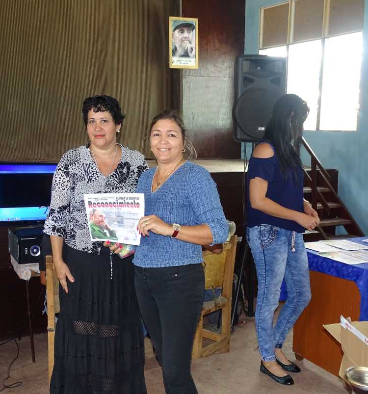 Galia Nápoles Umpierre, gestora de comunicación.