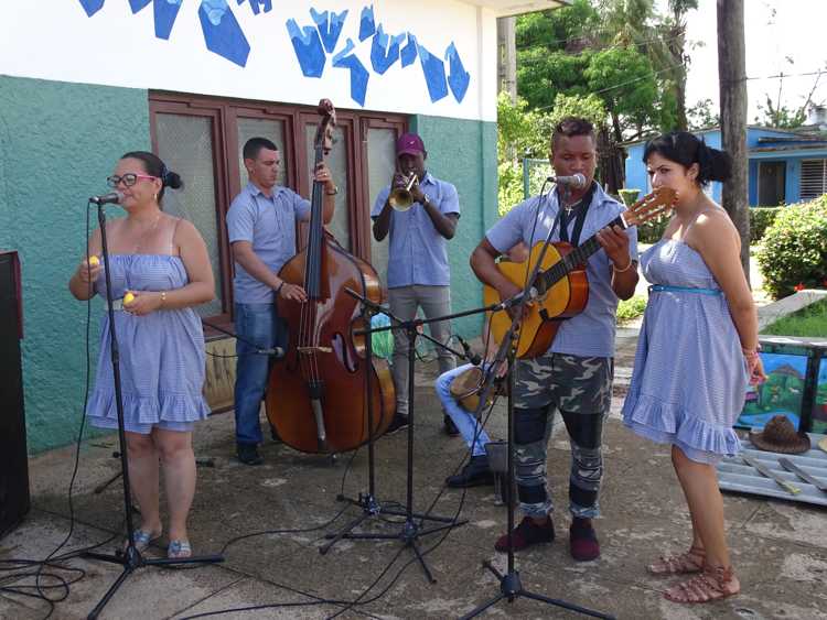 Grupo musical Son de la Sierra./Foto: Autora