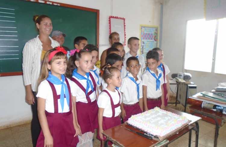 Homenaje a educadores.