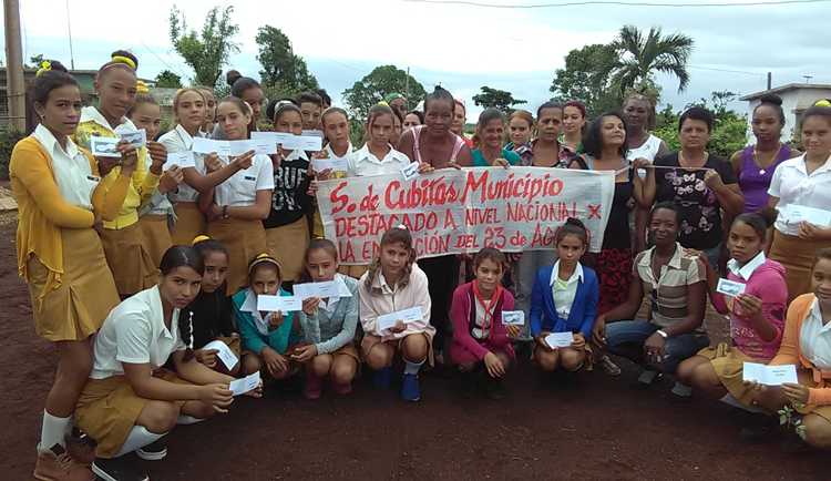 Integrantes de la Brigada FMC Contigo.