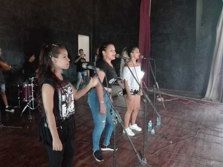 Integrantes del grupo musical.