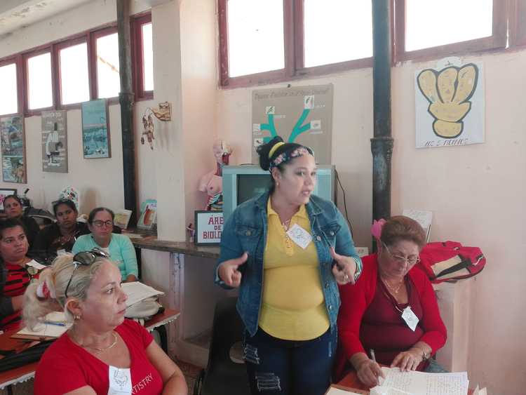 Isneidis Pacios, directora del Instituto Preuniversitario Rural Orlando González Ramírez, centro con resultados satisfactorios en el trabajo preventivo.
