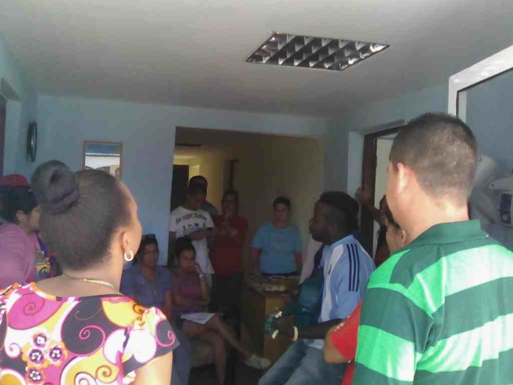 Joven talento local ameniza el encuentro de los radialistas cubiteños