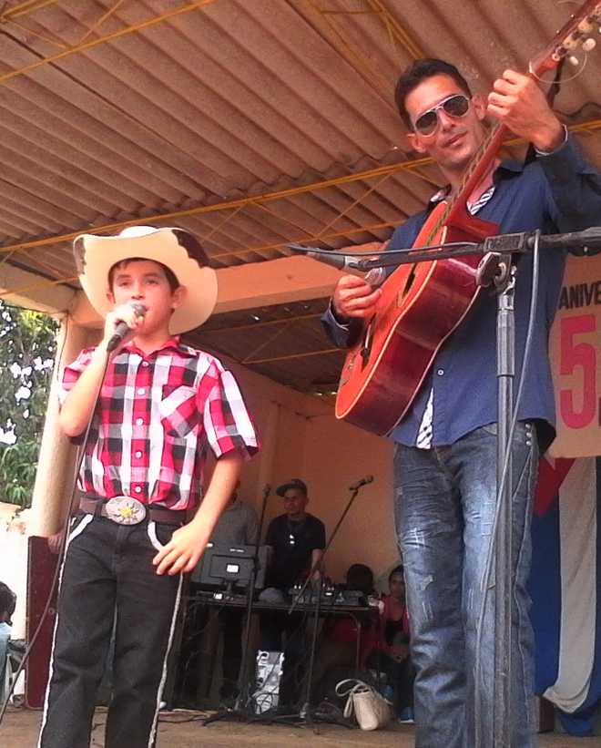 Los festivales de canciones también amenizarán la etapa.