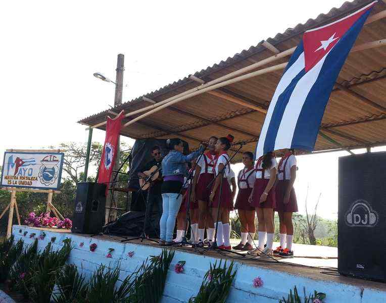 Los trabajadores cubiteños dieron una muestra de que el presente y el futuro del movimiento obrero será siempre el socialismo