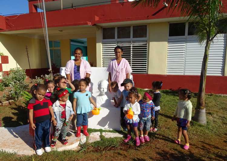 Niños del Círculo Infantil Sonrisas del Futuro.