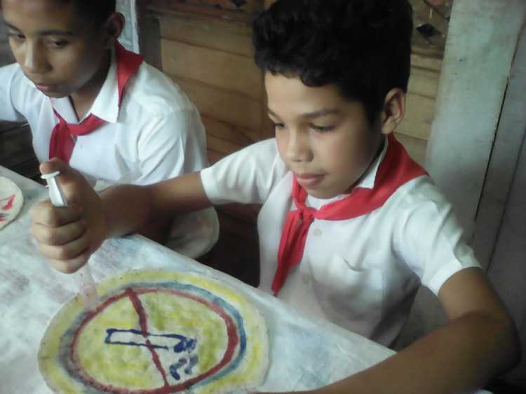 Pintura en casabe del Proyecto Tuabaquey.