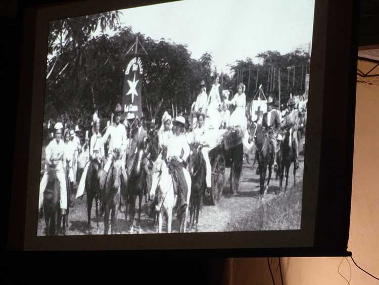 Proyección del documental.