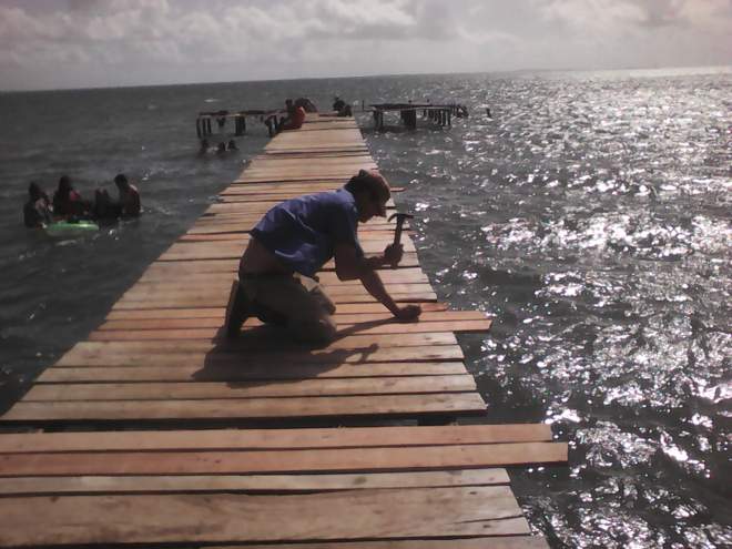 Rehabilitación del muelle de la Playa Puerto Piloto.