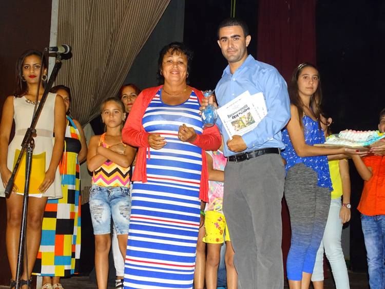 Reconocimiemto de la FMC a la Casa de Cultura.