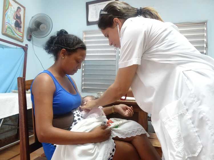 Su primera consulta médica.