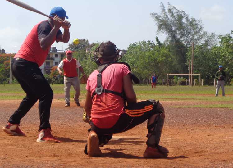 Terreno de beisbol de la Comunidad Cubitas./Foto: Autor