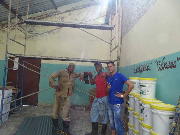 Trabajadores por cuenta propia de Minas.