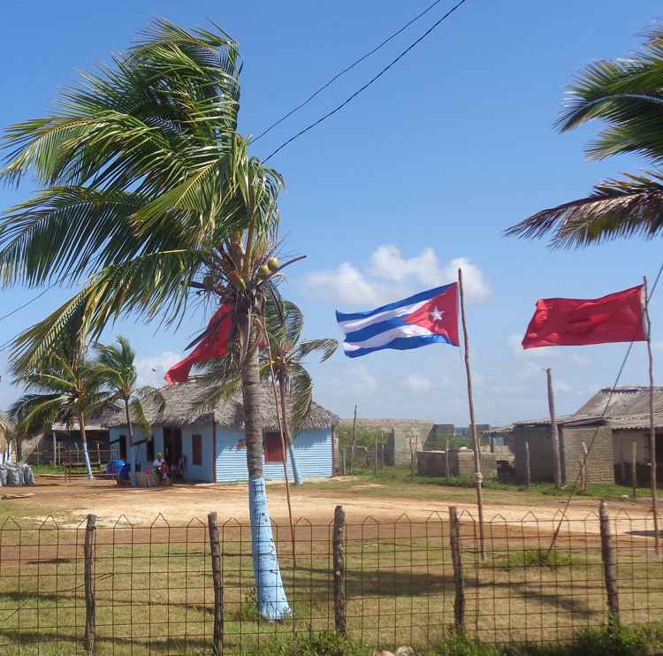 En la Playa Puerto Piloto se inauguró el campamento.