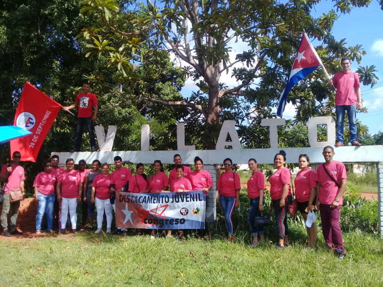 Destacamento juvenil 60 aniversario de los Comité de Defensa de la Revolución (CDR).
