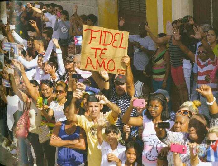 Una de las imágenes que compila el volumen/Foto: Granma.