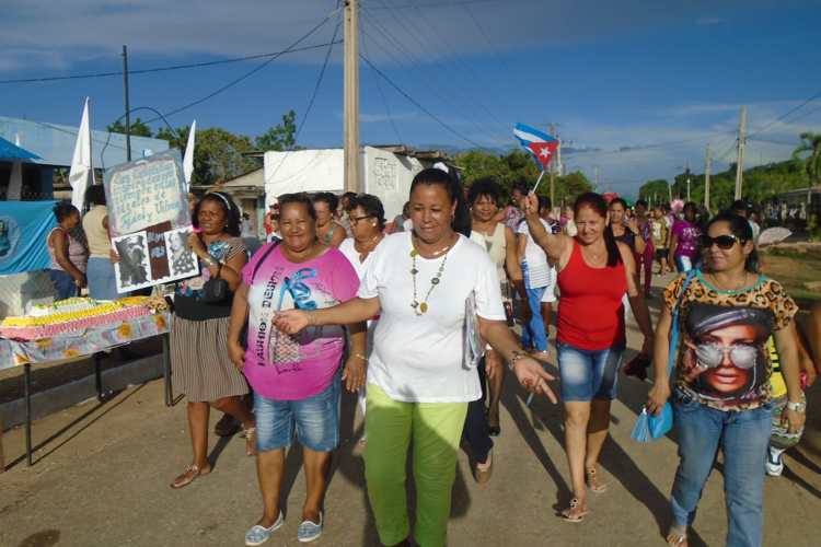 Reafirmación revolucionaria de féminas cubiteñas.